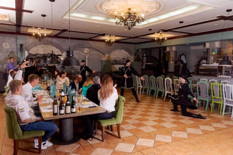 Ресторан Dioscuri у Хмельницькому: меню, ціни та доставка