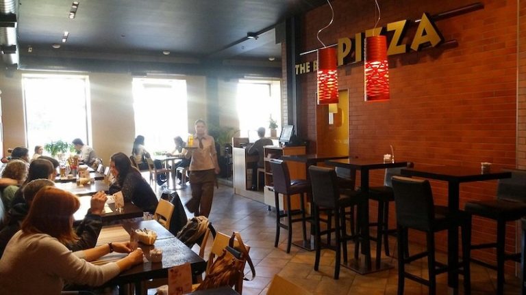 Меню Pizza Plus в Івано-Франківську: ціни на страви та доставка