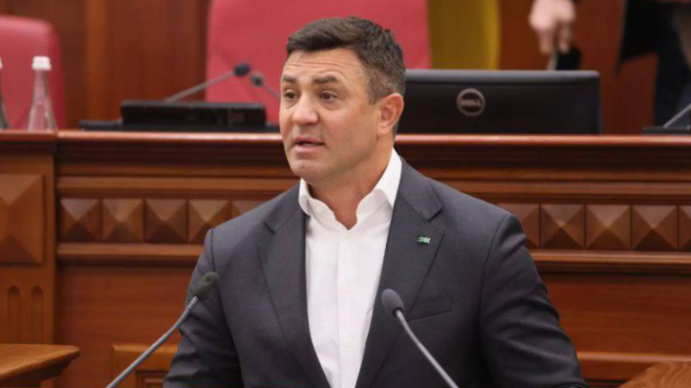 Микола Тищенко: де зараз перебуває нардеп і який його статус